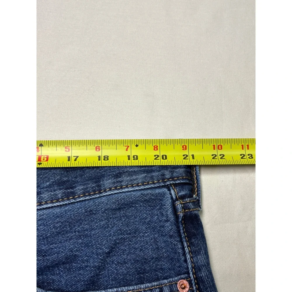 Levis 505 Regular Fit Straight Leg Mens Jeans Medium Wash Blue‎ W42 L27